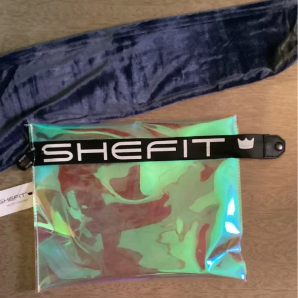 Shefit Limited Edition Velvet Leggings Size Small NWT - Picture 7 of 12